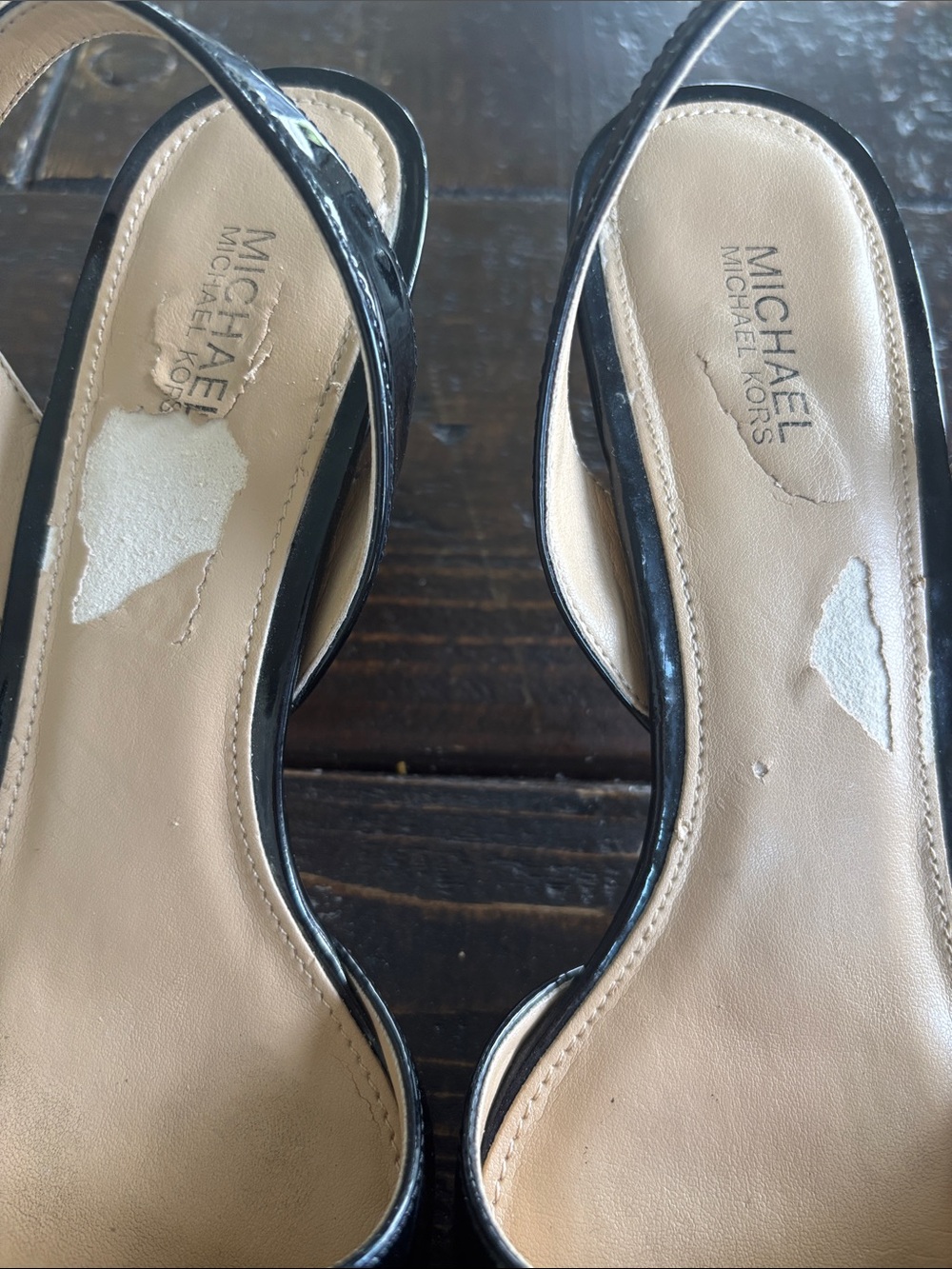 MICHAEL Michael Kors Black Patent Pointed Slingback Heels - Picture 2 of 6